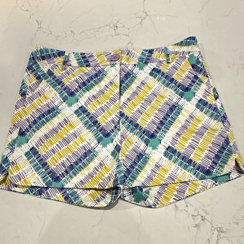 Jade Women's Plaid Chino Shorts Size 8 Multicolor Flat Front Button Closure